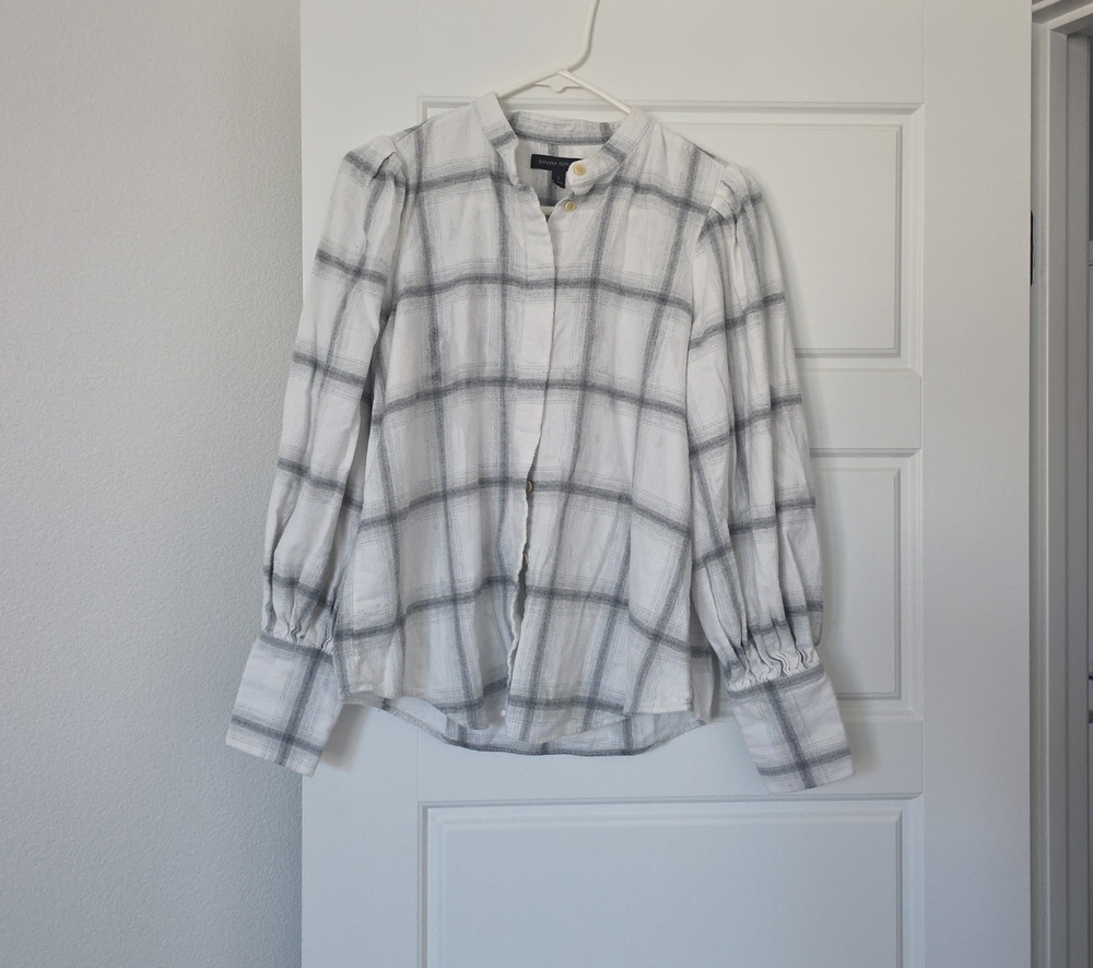 Banana Republic White and Gray Plaid Button-Down Blouse